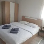 Casa Darya-24h Check-in Gazde/Camere de închiriat *