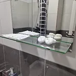 Gazde/Camere de închiriat Casa Darya-24h Check-in