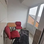 Gazde/Camere de închiriat Casa Darya-24h Check-in *