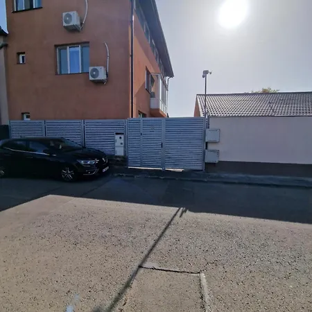 Casa Darya-24h Check-in 홈스테이 부쿠레슈티