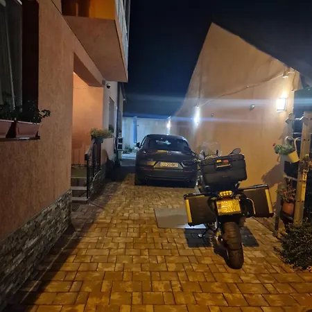 Casa Darya-24h Check-in 民宿 布加勒斯特